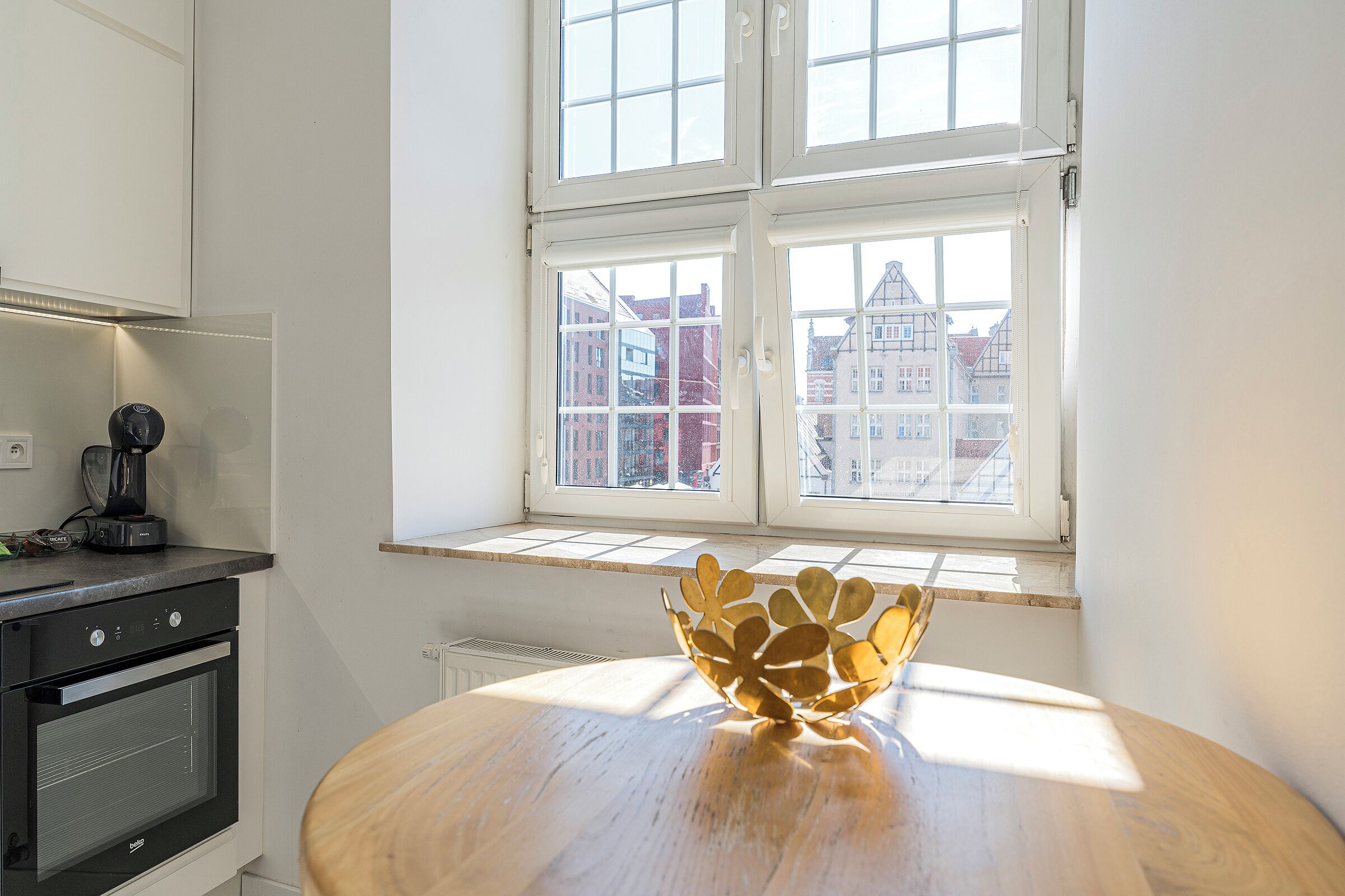 Deluxe Apartment, River View (7) | Private kitchen | Coffee/tea maker, full-sized fridge, oven, stovetop
