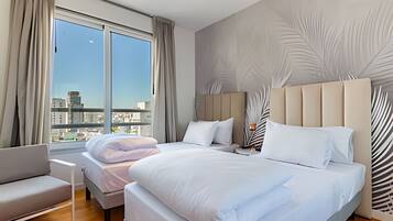 2 habitaciones, acceso a internet y ropa de cama