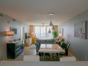 Smart TV - NEW! Terrace at Pelican Beach 1503 (Destin)