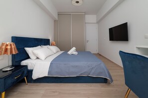 2 quartos, escrivaninha, ferros/tábuas de passar roupa, Wi-Fi