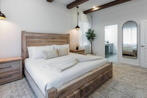 12 bedrooms, iron/ironing board, travel cot, WiFi - Brand NEW 12Bedrooms/12Bathroom At Paradiso Grande (Orlando)