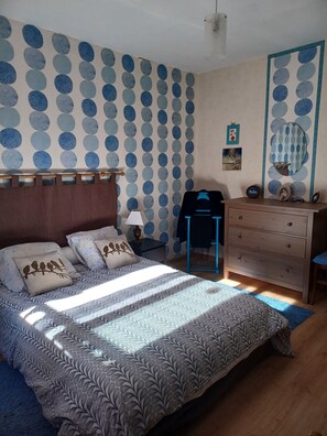 4 chambres, bureau, fer et planche Ă repasser, Wi-Fi