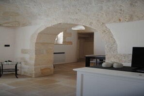 Interior - Trullo in Puglia with Private Pool and Charm (Ostuni)