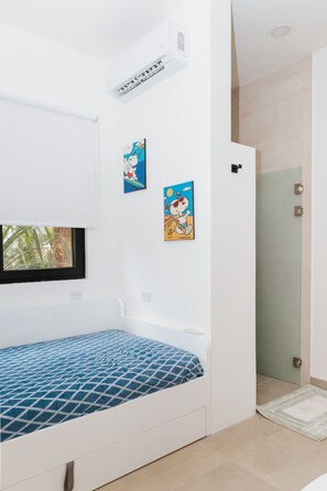 4 soverom, wi-fi (inkludert) og sengetøy