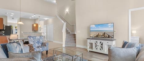 スマートテレビ、書斎 / ワークスペース