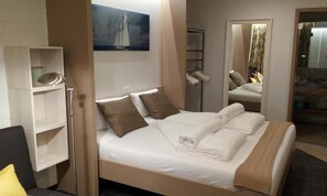 1 bedroom, in-room safe, free WiFi