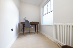 1 bedroom, iron/ironing board, free WiFi