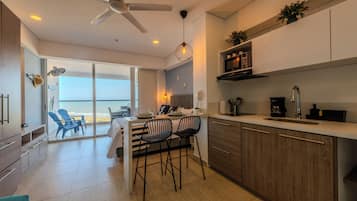Basic Studio | Private kitchen