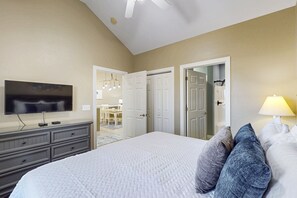 2 bedrooms, iron/ironing board, internet, bed sheets