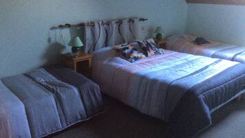 4 dormitoris, planxa i posts de planxar i wifi