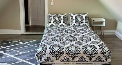 Charming 2-bedroom apartment in Saint Albans City