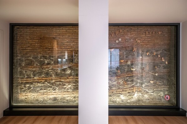 エグゼクティブ アパートメント キングベッド 1 台 | 1 室のベッドルーム、エジプト綿のシーツ、高級寝具、低反発ベッド