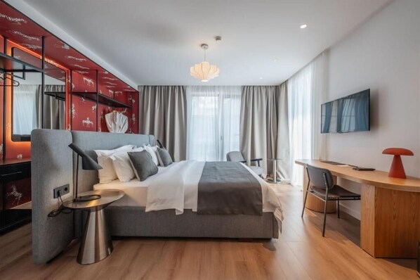 Egyptian cotton sheets, premium bedding, memory-foam beds - Artifact Apart Hotel  (Tbilisi)