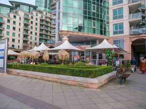 Exterior - Riverside view London (London)