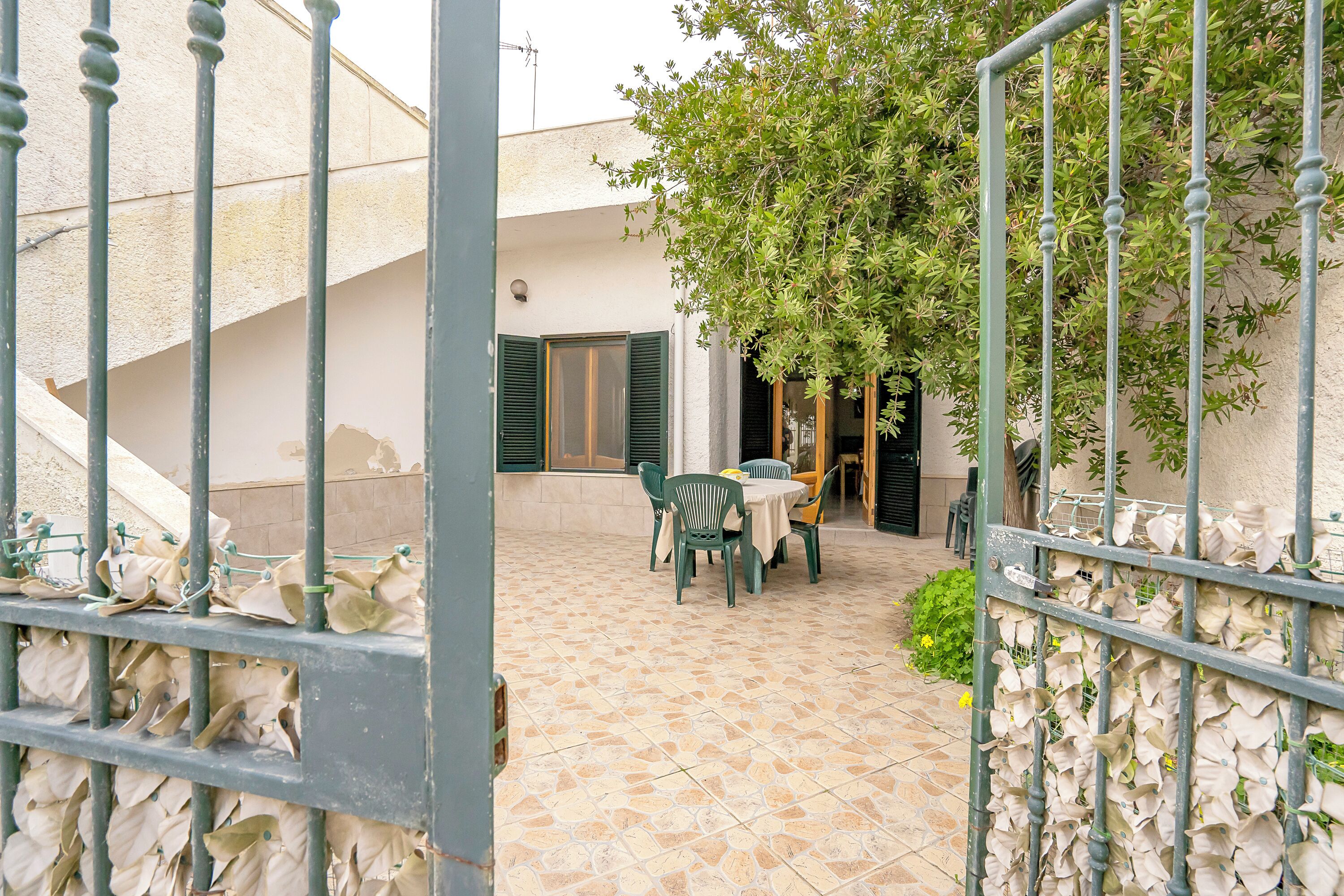 Family Apartment, Multiple Bedrooms (Brezza Apartment Near The Sea) | Outdoor dining