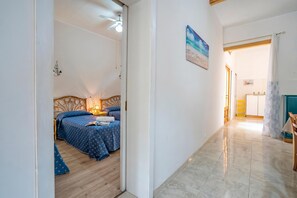 Family Apartment, Multiple Bedrooms (Brezza Apartment Near The Sea)
