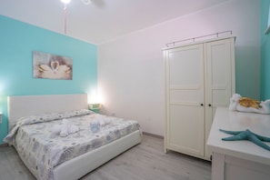 Departamento familiar, varias habitaciones (Riva Di Mare Apartment Near The Sea) | 2 habitaciones, wifi gratis y ropa de cama 
