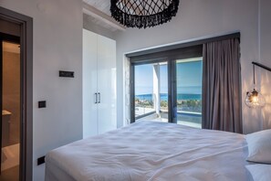 Sunshine Luxury Villa | 4 bedrooms, iron/ironing board, free WiFi, bed sheets - Sunrise Villas Halkidiki (Kassandra)