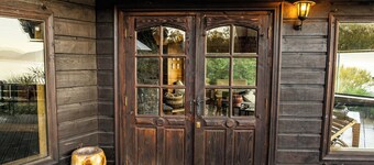 "Beautiful Lake House"