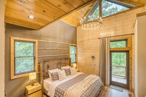 3 soverom, skrivebord, strykejern/-brett og wi-fi (inkludert)