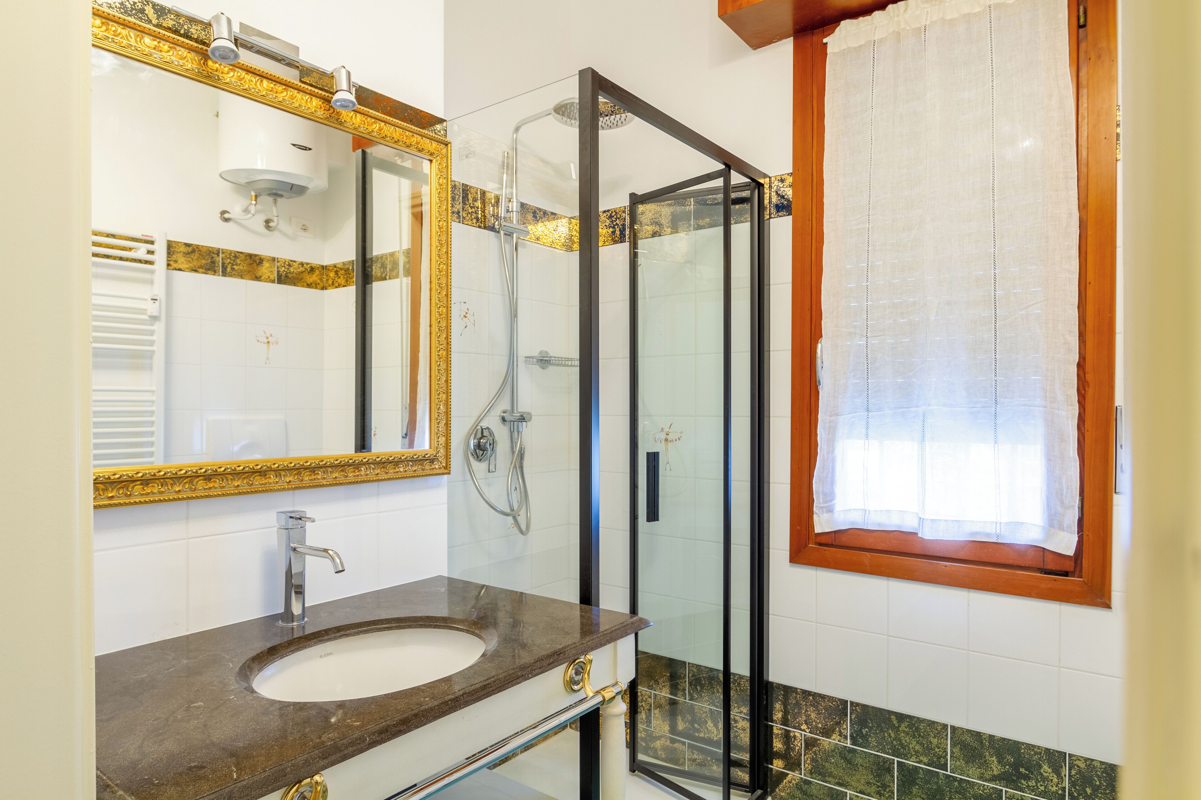 Luxury Double or Twin Room, Non Smoking, Balcony | Bathroom