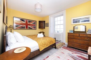 Appartement Classique, vue ville | 2 chambres, fer et planche à repasser, Wi-Fi gratuit, draps fournis