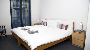 Standard Apartment | 3 bedrooms, iron/ironing board, free WiFi