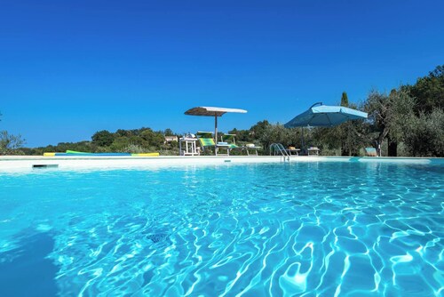 Villa Emilianna 12&2 by Marche Holiday Villas