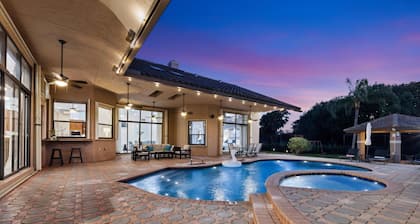 Grand 6BR Plantation Estate w/ Tennis & Pool
