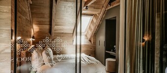 Luxury Chalet With Jacuzzi at Lake Bohinj