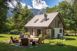House | 2 bedrooms, Internet