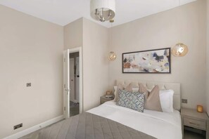 1 bedroom, iron/ironing board, travel crib, WiFi