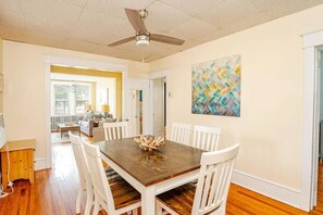 Dining - 2 BR 2 BA Amazing Location OC! Steps to Boardwalk (Ocean City)