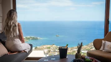 Apartamento | 2 quartos, escrivaninha