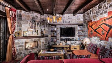 Villa, Smoking | 4 bedrooms