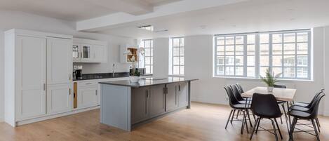 Appartamento | 3 camere, Internet