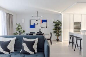 Apartment, Accessible | 2 bedrooms, Internet - Blue Jeans White Shirt - Fitzrovia - by Frankie Says (London)