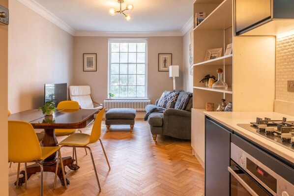 Apartment | 2 bedrooms, Internet - A Regal Abode - Marylebone - by Frankie Says (London)