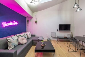 2 bedrooms