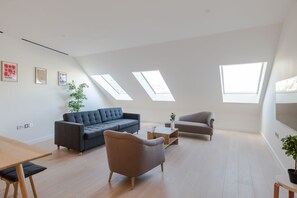 Apartment | 2 bedrooms, Internet