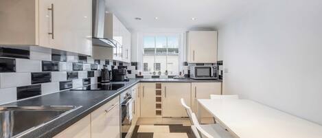 2 habitaciones y acceso a internet