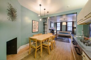 House - Central Cove - Fitzrovia - by Frankie Says (London)