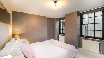 Apartment | 2 bedrooms, Internet