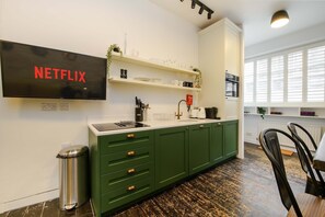 Apartment | 1 bedroom, Internet