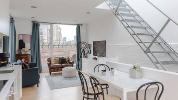 Hus | 5 soverom og internett