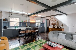 Ferienhaus | 5 Schlafzimmer, Internetzugang
