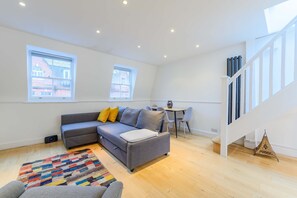 Apartment | 2 bedrooms, Internet - The Modern Portrait - Fitzrovia - by Frankie Says (London)