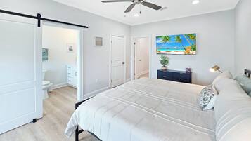 3 slaapkamers, een strijkplank/strijkijzer, reisbedje, gratis wifi