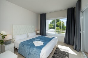 2 slaapkamers, een strijkplank/strijkijzer, gratis wifi, beddengoed