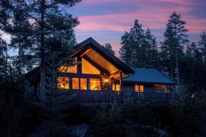 Exterior - An ideal Norwegian holiday home for up to 6-8 people with a sauna and great views! (Vrådal)
